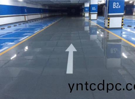 防(fang)靜電(dian)環(huan)氧(yang)自流平地坪(ping)